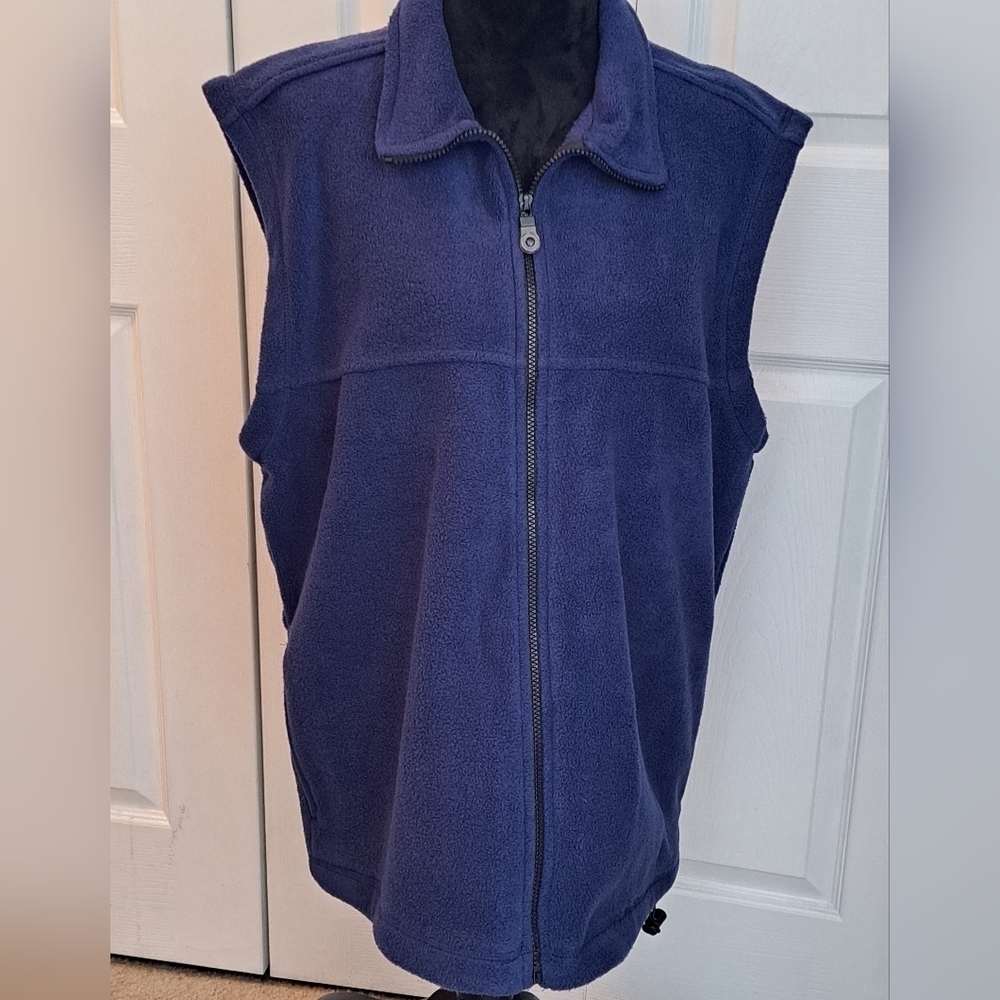 Point Zero Fleece Vest     Size L